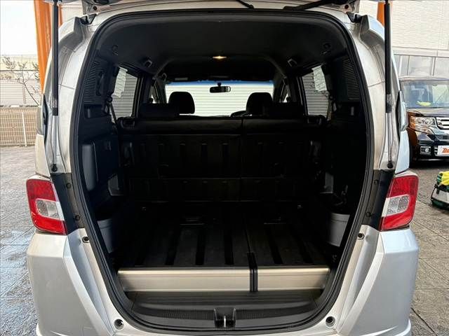 HONDA FREED SPIKE 2011 Image 31