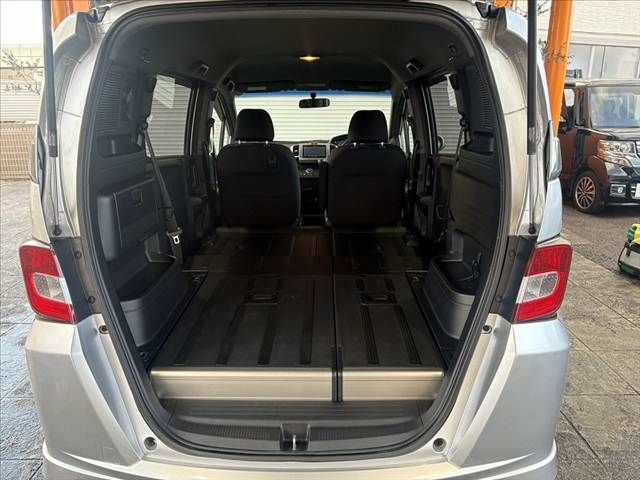 HONDA FREED SPIKE 2011 Image 31