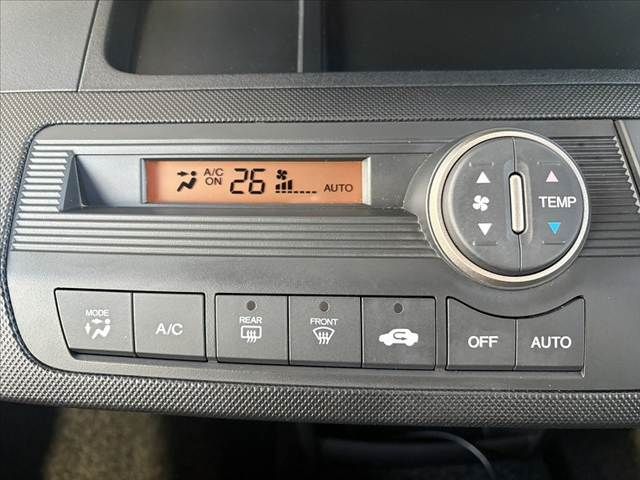 HONDA FREED SPIKE 2011 Image 31