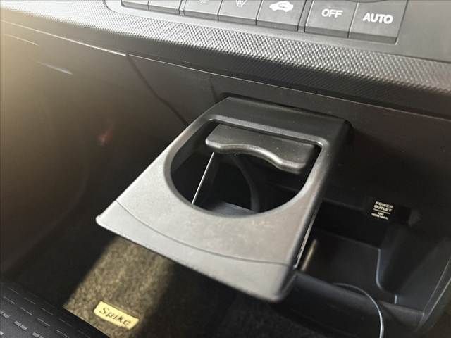 HONDA FREED SPIKE 2011 Image 31