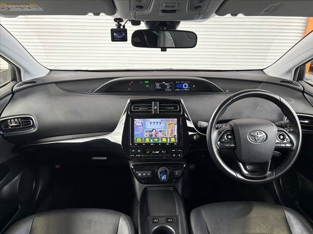 TOYOTA PRIUS 2019 Image 31