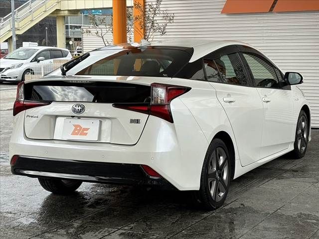 TOYOTA PRIUS 2019 Image 31