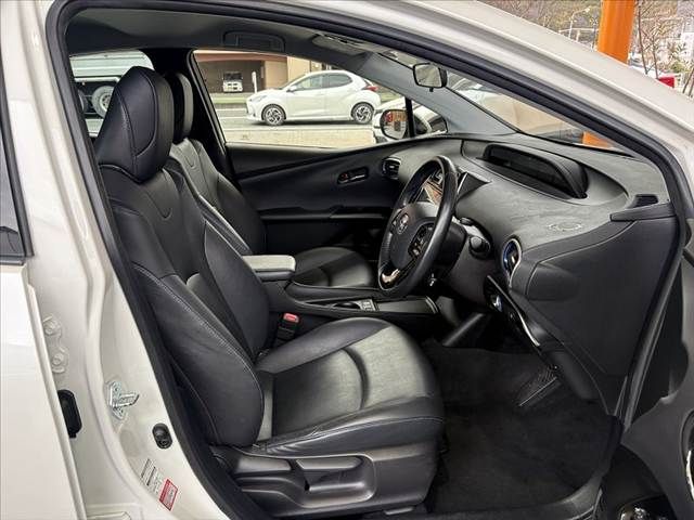 TOYOTA PRIUS 2019 Image 31