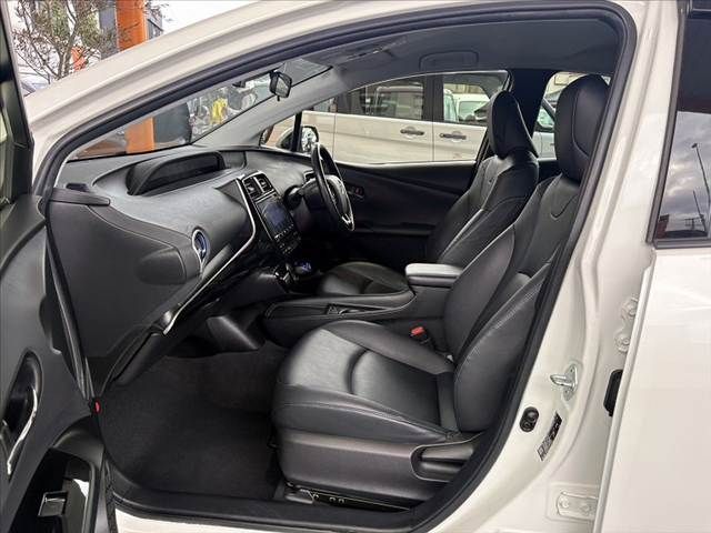 TOYOTA PRIUS 2019 Image 31