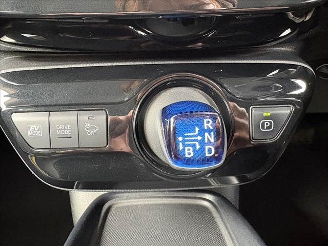 TOYOTA PRIUS 2019 Image 31