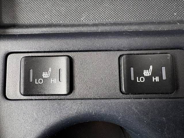 TOYOTA PRIUS 2019 Image 31