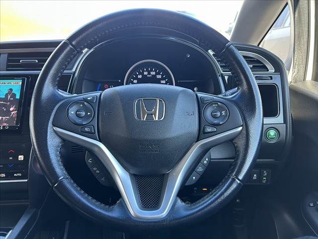 HONDA SHUTTLE HYBRID 2019 Image 31