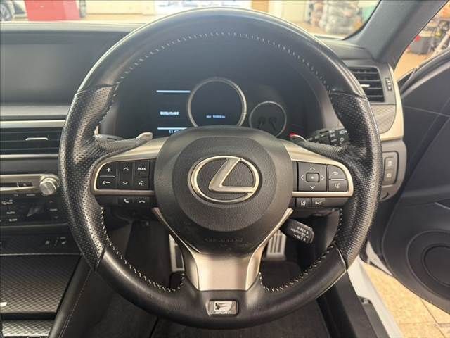 TOYOTA LEXUS GS300H 2016 Image 31