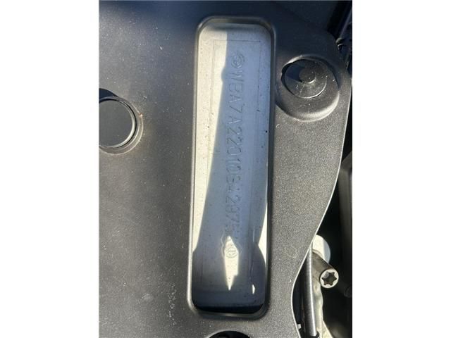 BMW 7SERIES 2015 Image 31