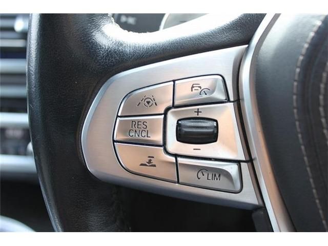 BMW 7SERIES 2015 Image 31