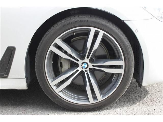 BMW 7SERIES 2015 Image 31