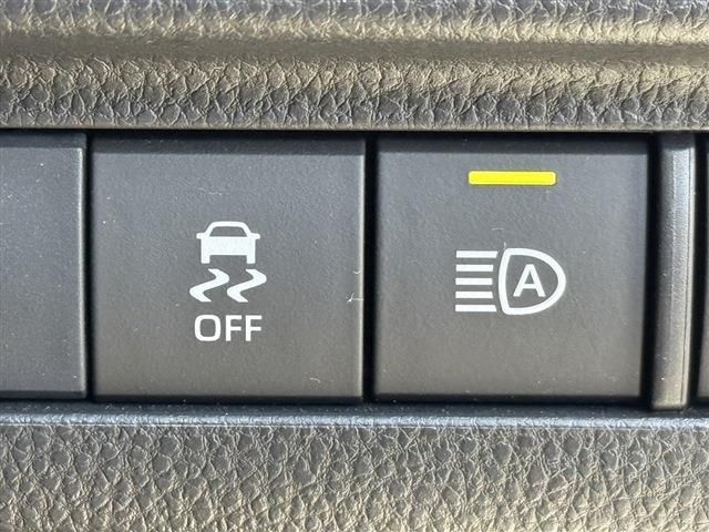 TOYOTA HARRIER 2WD 2020 Image 31