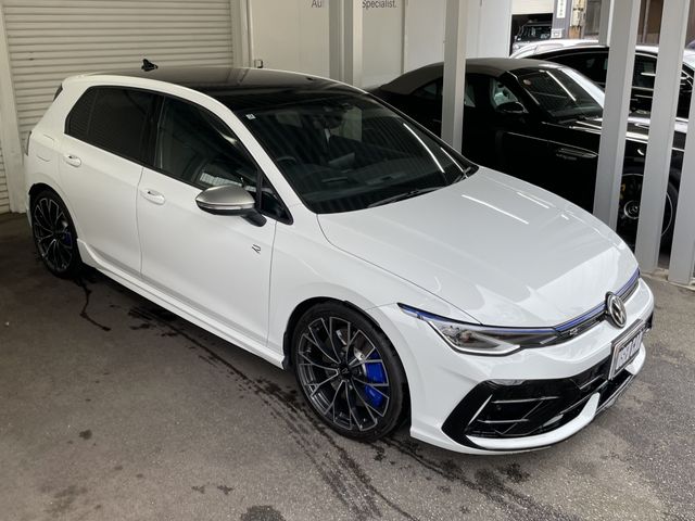 VOLKSWAGEN GOLF R 2025 Image 31