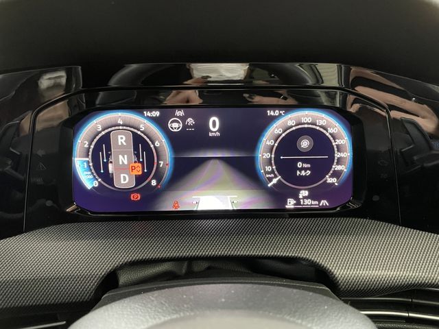 VOLKSWAGEN GOLF R 2025 Image 31