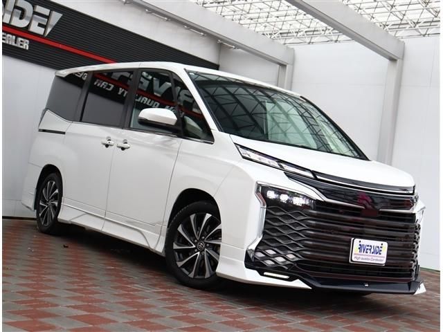 TOYOTA VOXY HYBRID 4WD 2023 Image 31