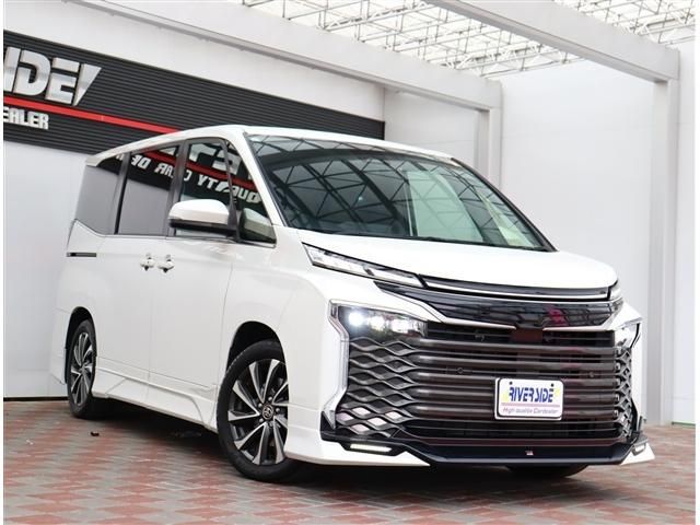 TOYOTA VOXY HYBRID 4WD 2023 Image 31