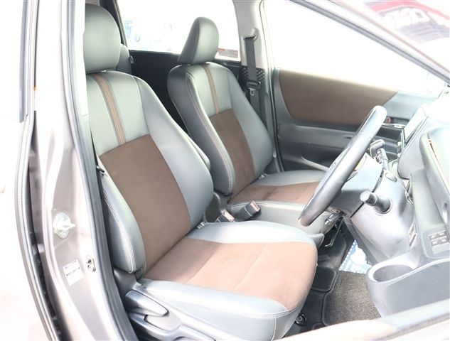 TOYOTA SIENTA HYBRID 2020 Image 31