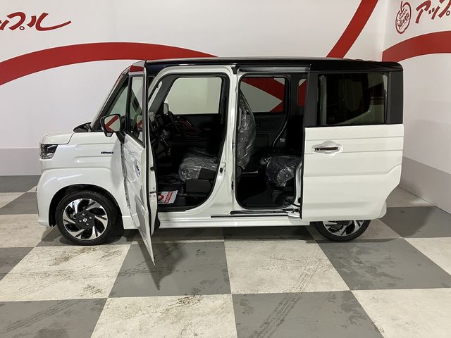 SUZUKI SPACIA CUSTOM 4WD 2025 Image 31