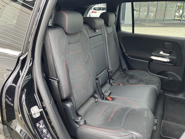 MERCEDES BENZ EQB 2024 Image 31