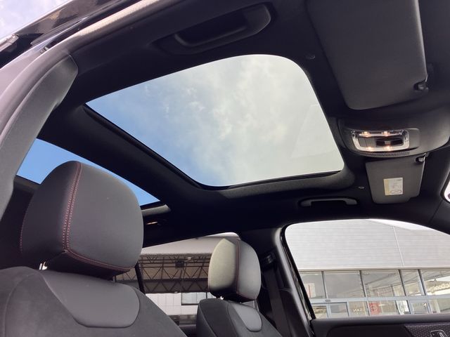 MERCEDES BENZ EQB 2024 Image 31