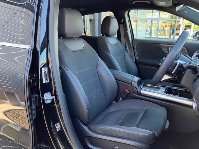 MERCEDES BENZ EQA 2024 Image 31