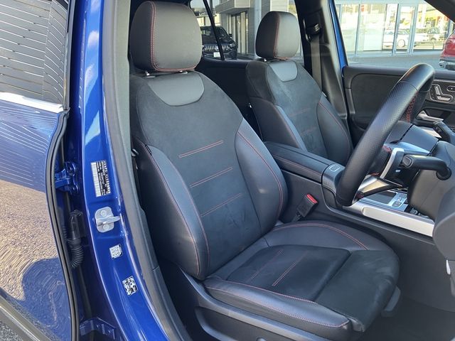 MERCEDES BENZ GLB 2025 Image 31