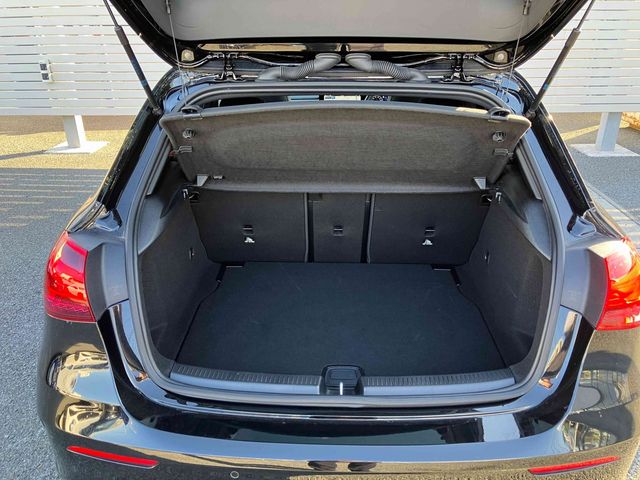 MERCEDES BENZ A CLAS 2024 Image 31