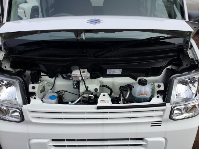 SUZUKI EVERY VAN 4WD 2025 Image 31