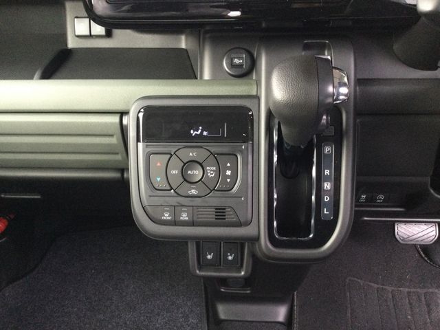 SUZUKI SPACIA GEAR 2024 Image 31