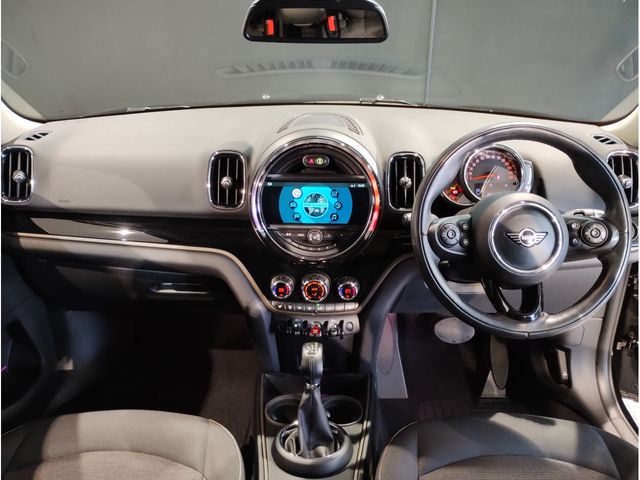 BMW MINI COOPER D CR 2018 Image 31