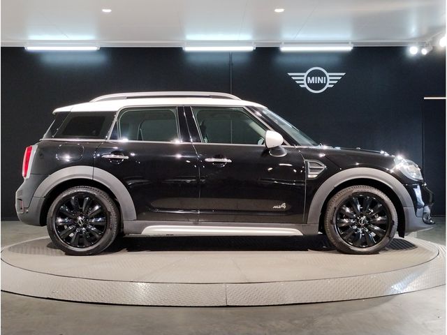 BMW MINI COOPER D CR 2018 Image 31