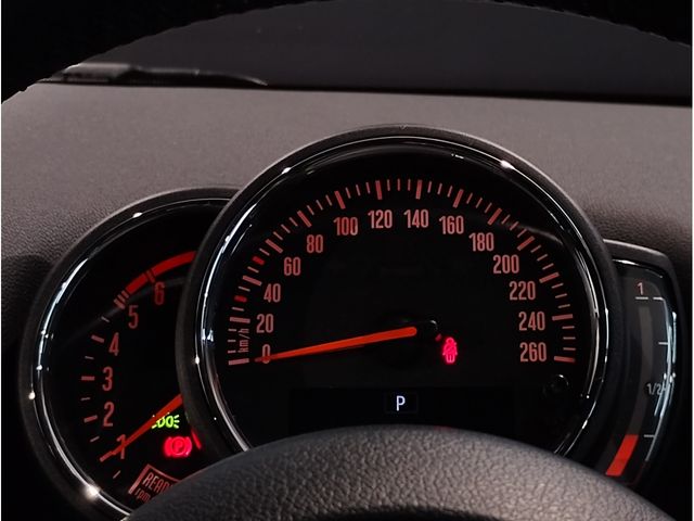 BMW MINI COOPER D CR 2018 Image 31