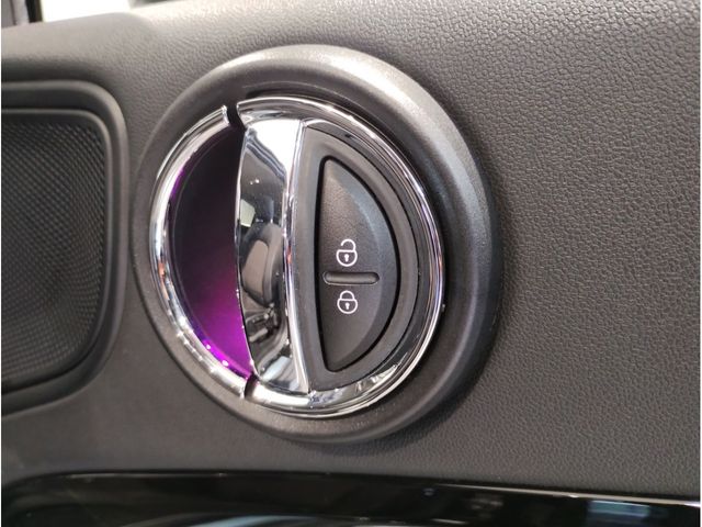 BMW MINI COOPER D CR 2018 Image 31