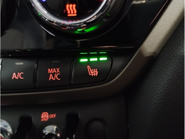 BMW MINI COOPER D CR 2018 Image 31