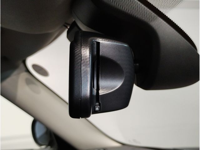 BMW MINI COOPER D CR 2018 Image 31