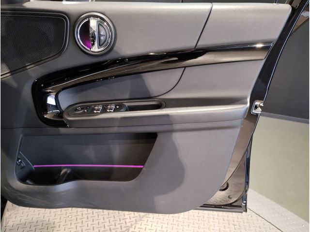 BMW MINI COOPER D CR 2018 Image 31