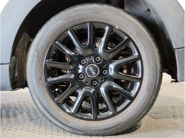 BMW MINI COOPER D 5DOOR 2022 Image 31