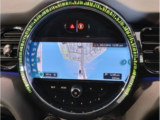 BMW MINI COOPER D 5DOOR 2022 Image 31