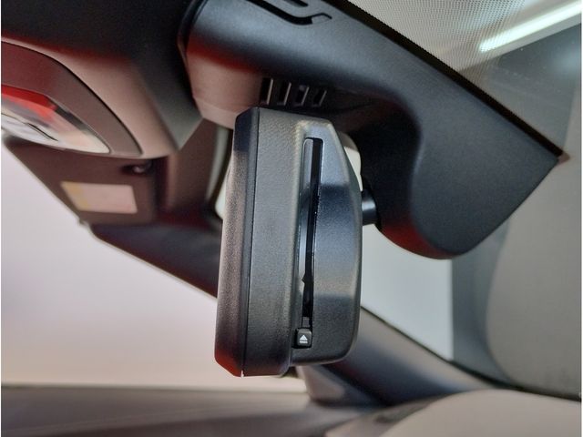 BMW Z4 2019 Image 31