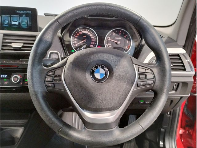 BMW 1SERIES 2016 Image 31