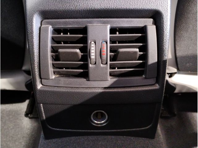 BMW 1SERIES 2016 Image 31