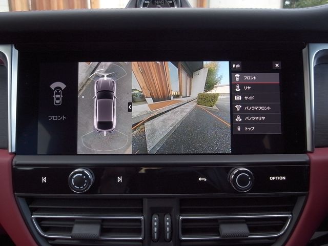 PORSCHE MACAN 2022 Image 31