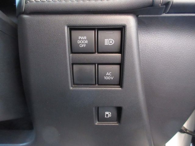 TOYOTA ALPHARD HYBRID 2023 Image 31