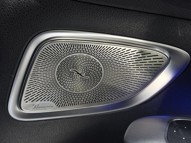 MERCEDES BENZ C CLAS 2025 Image 31