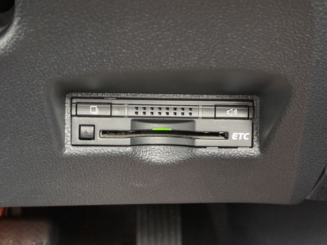 TOYOTA PRIUS 2016 Image 31