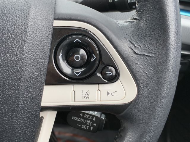 TOYOTA PRIUS 2016 Image 31