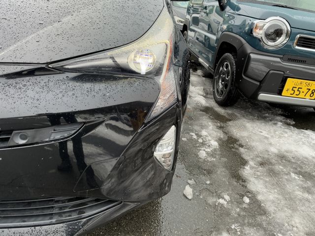 TOYOTA PRIUS 2016 Image 31