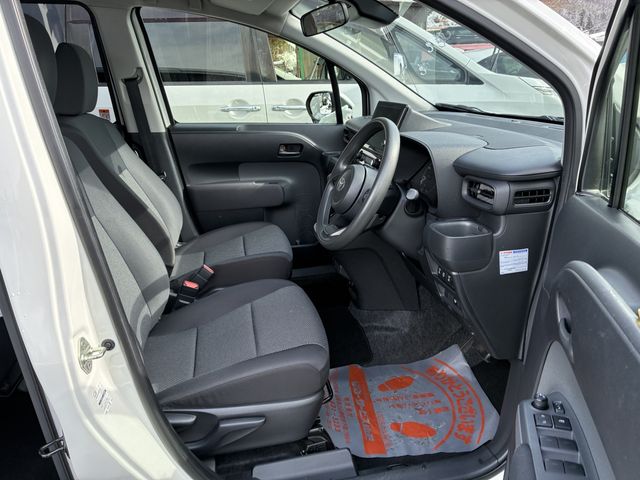 TOYOTA SIENTA HYBRID 2023 Image 31