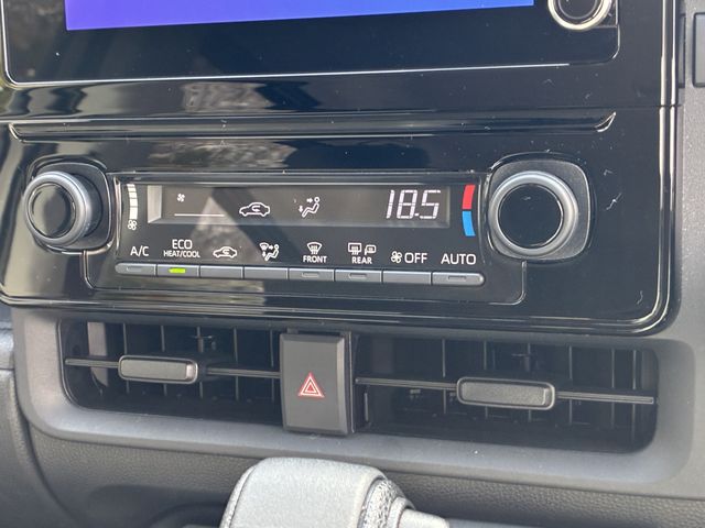 TOYOTA SIENTA HYBRID 2023 Image 31