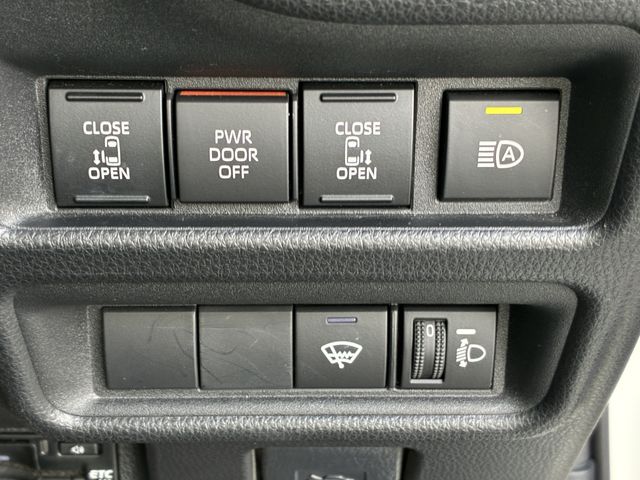 TOYOTA SIENTA HYBRID 2023 Image 31